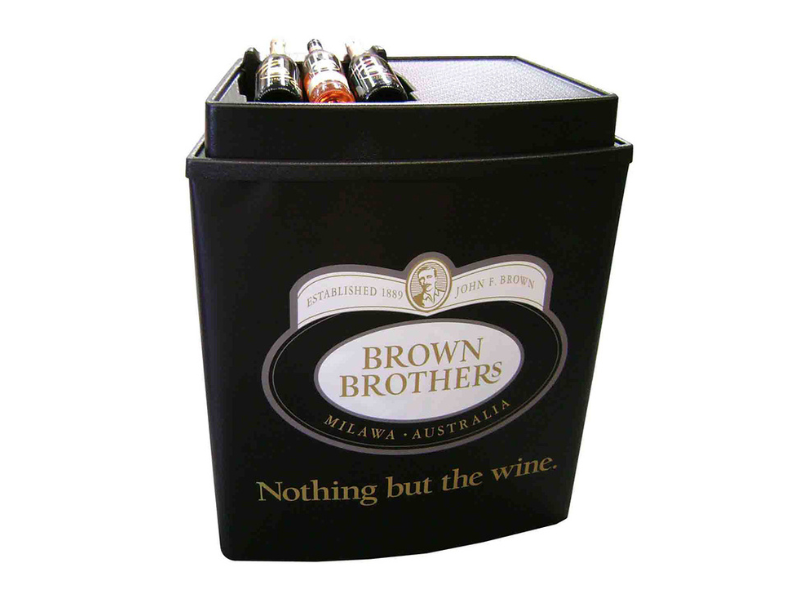 Custom top for displaying wine on a Superlight 800 table