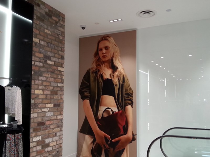 LIGHTBOXES