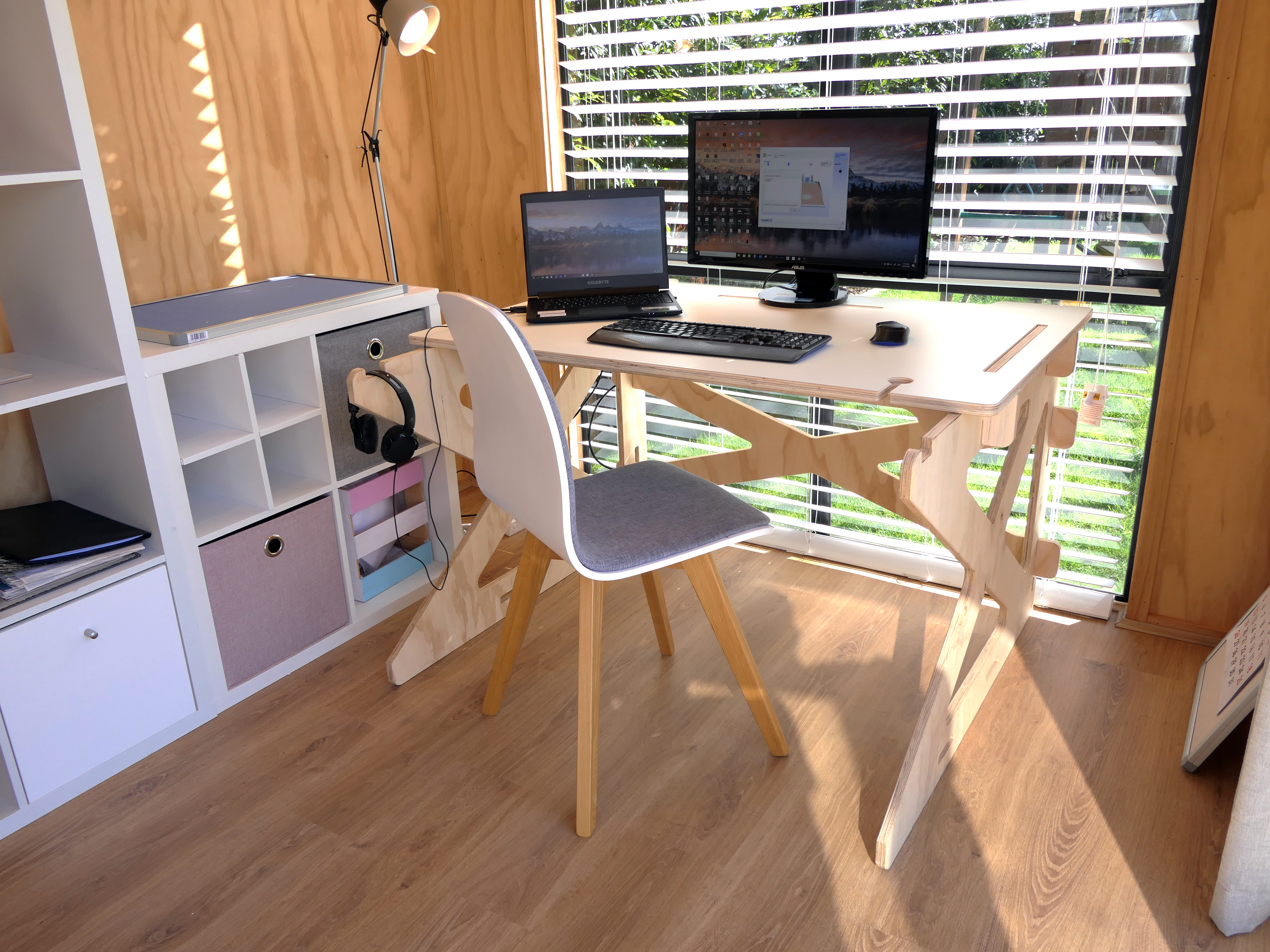 The SLOT Premier desk in 'sitting' mode. It can also be set up for 'standing' mode.
