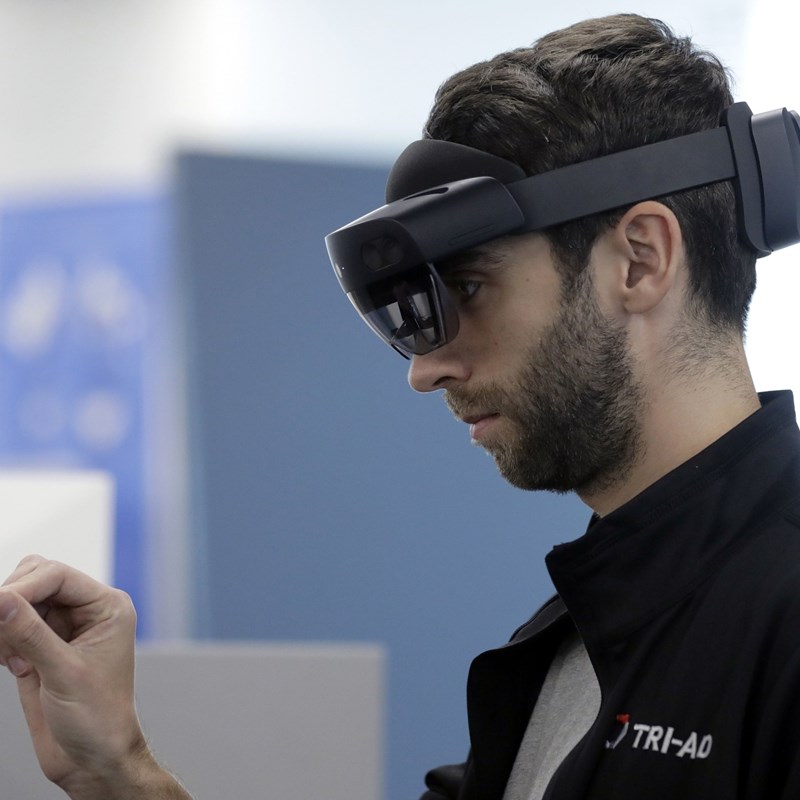 VIRTUAL REALITY EXPERIENCE
