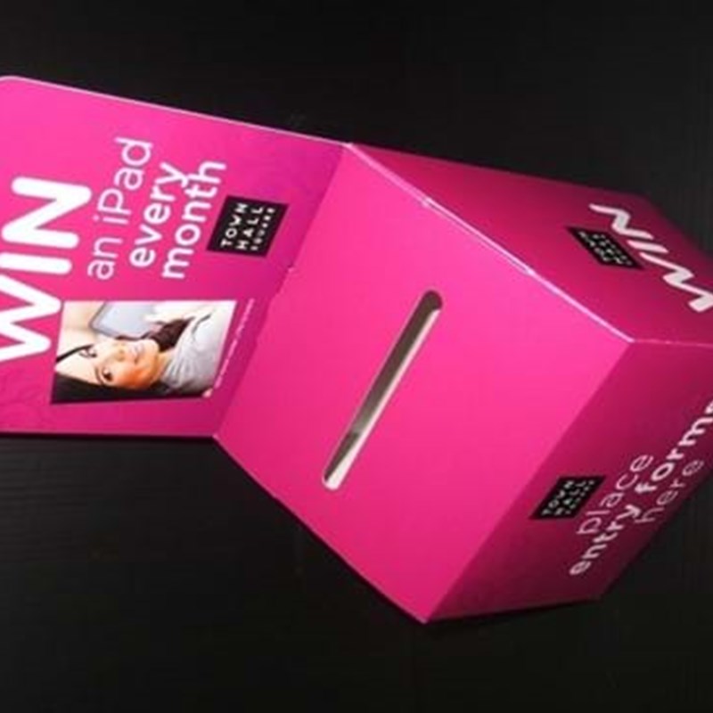 Cardboard entry box with printing