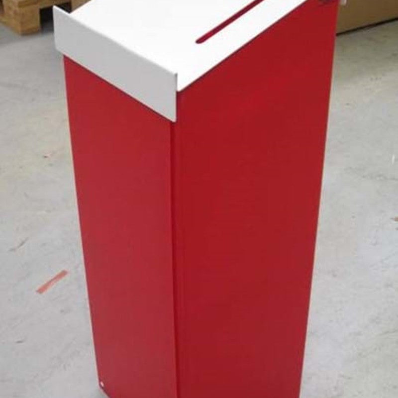 Lightweight entry box