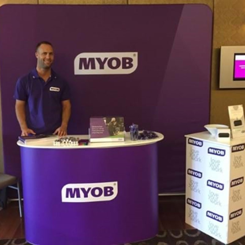 Curved expo counter and backdrop