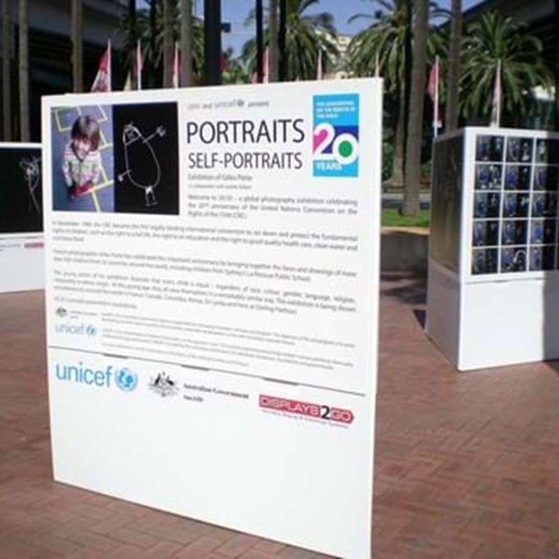 Unicef-outdoor-signage-in-darling-harbour
