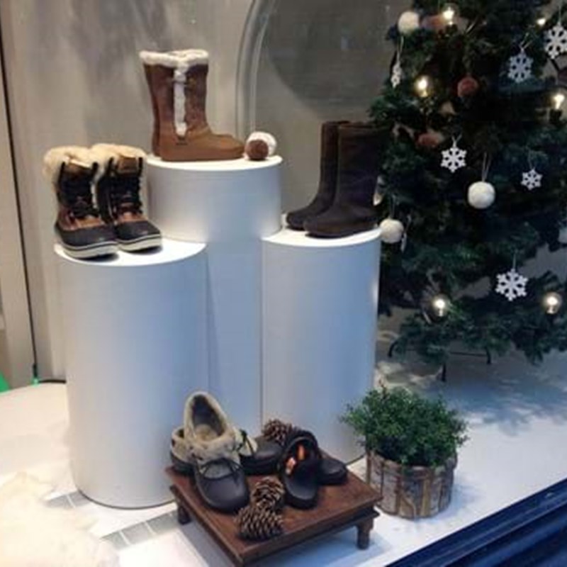 Retail display stand