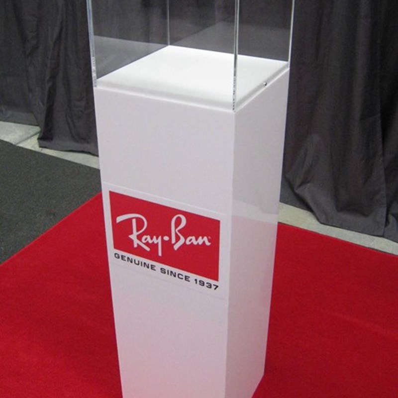 Glass display cabinet