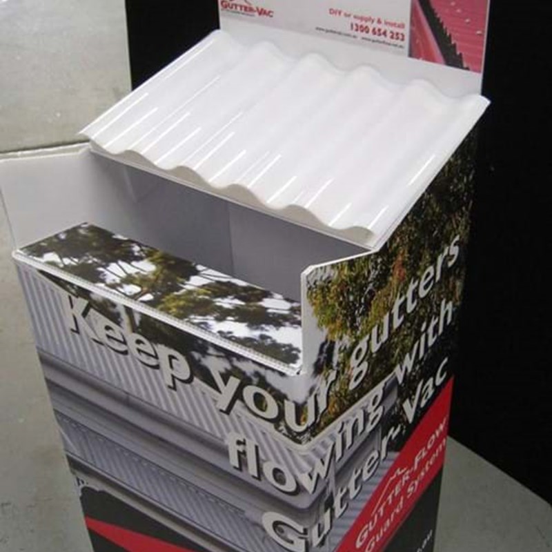 Custom retail floor display