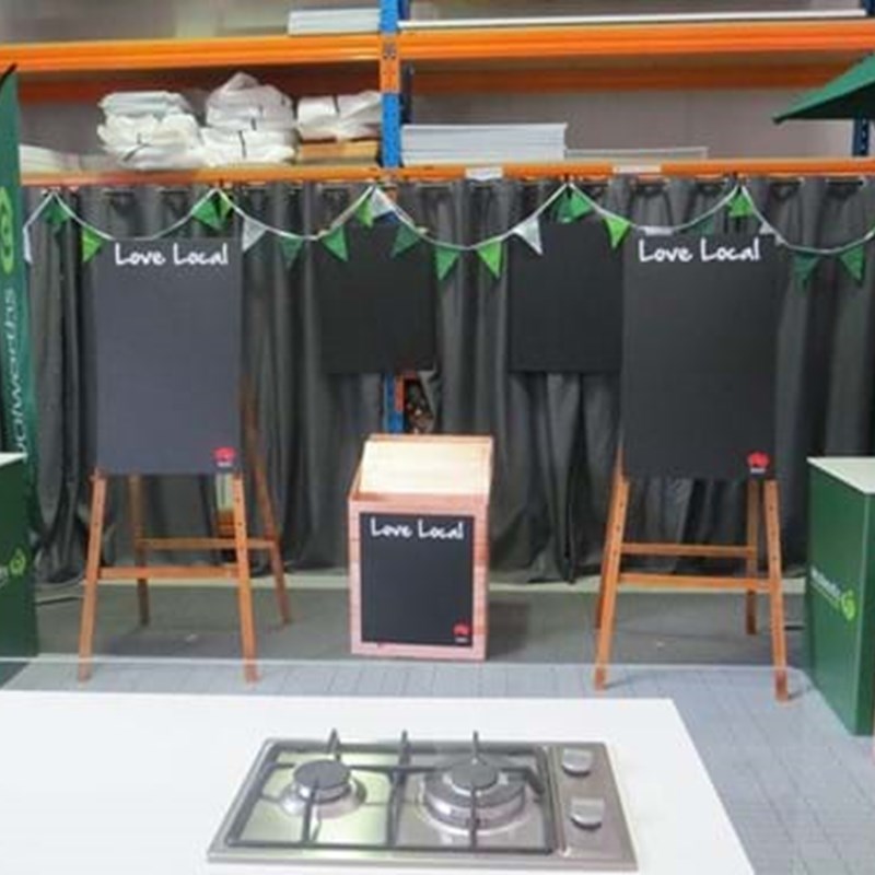 Display easel
