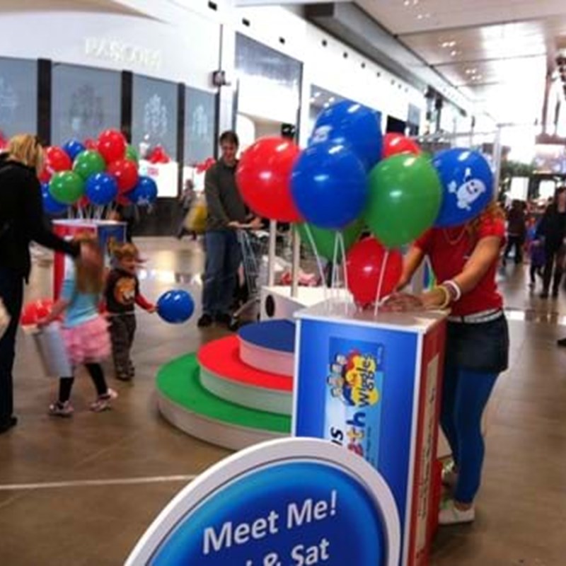 Interactive display for macleans