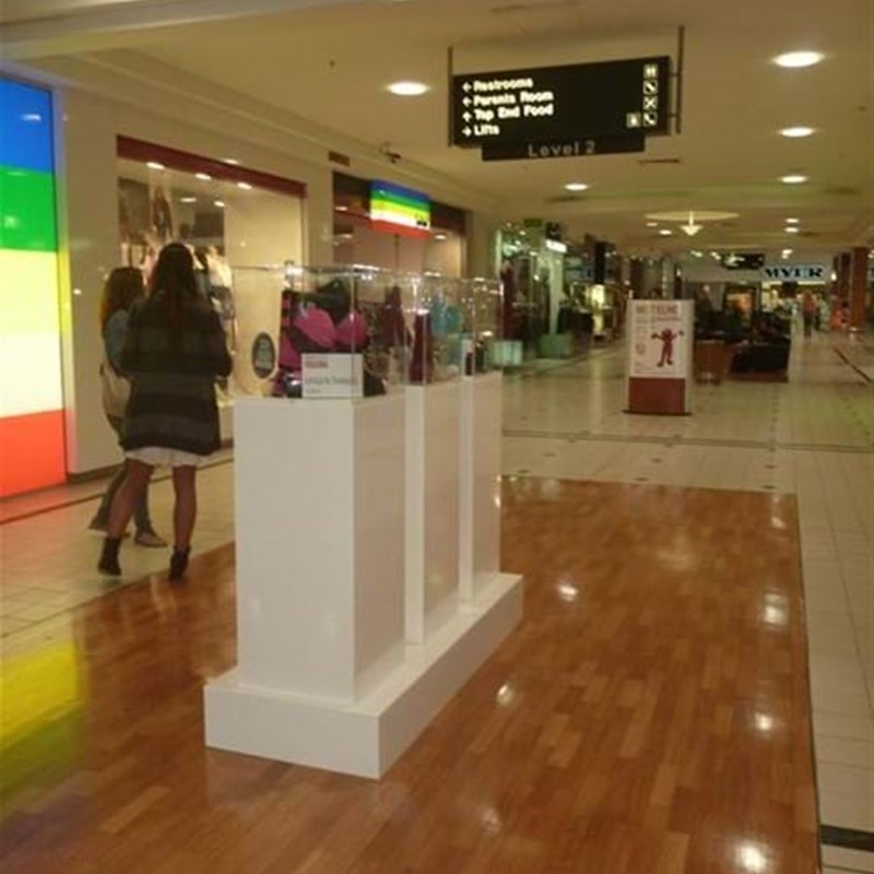 Pedestal displays